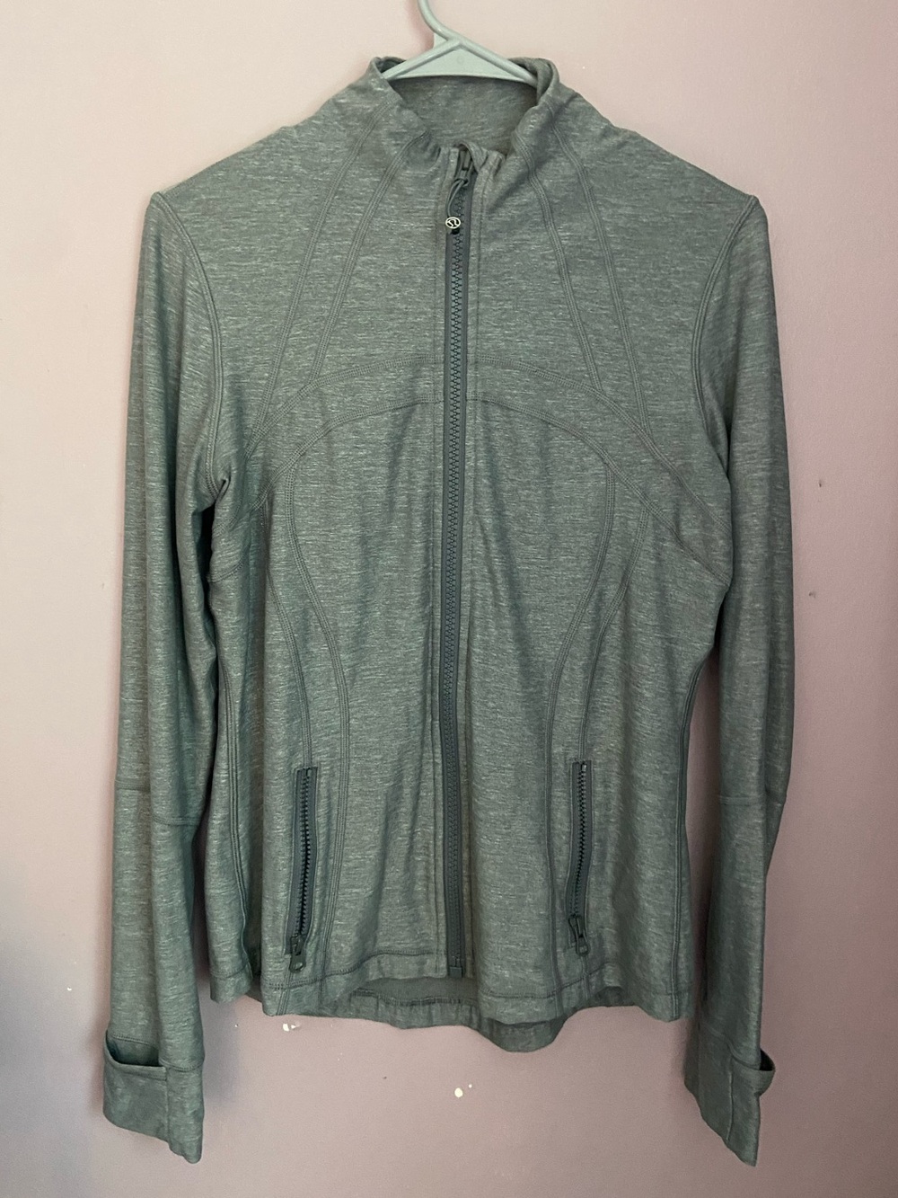 Lululemon Light Gray Women's Zip-Up Jacket - Athletic Layer